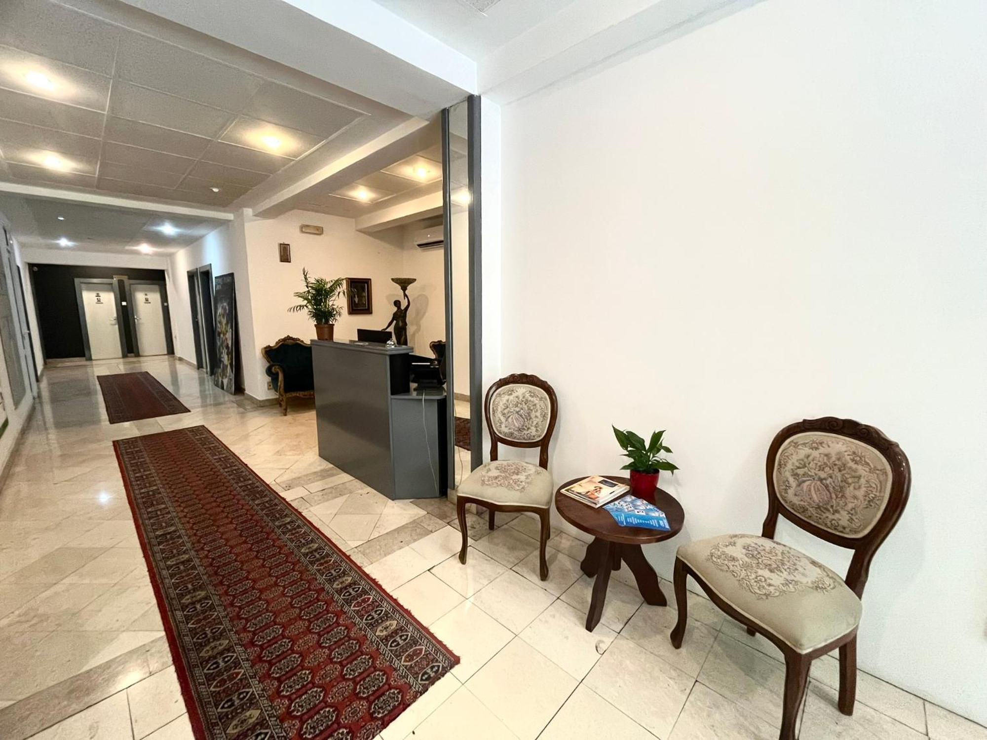 פודגוריצה Hotel Bojatours מראה חיצוני תמונה