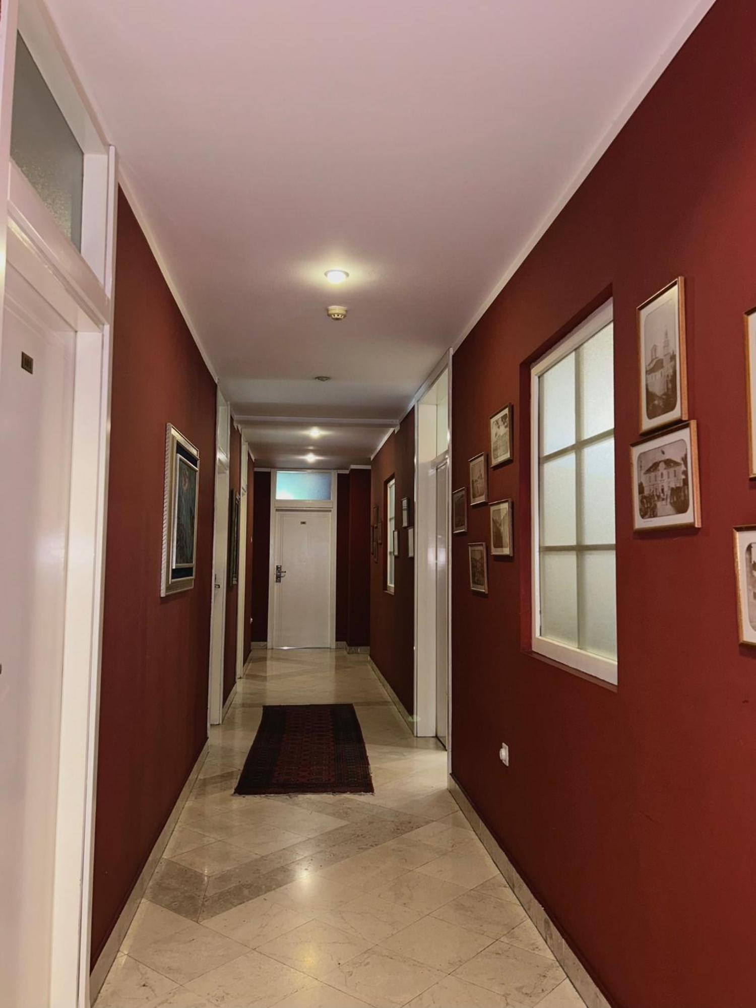 פודגוריצה Hotel Bojatours מראה חיצוני תמונה