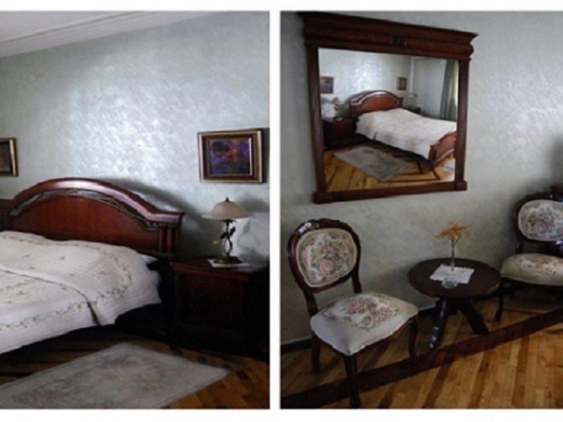 פודגוריצה Hotel Bojatours מראה חיצוני תמונה